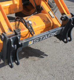 JCB 3CX/4CX kiirkinnitus