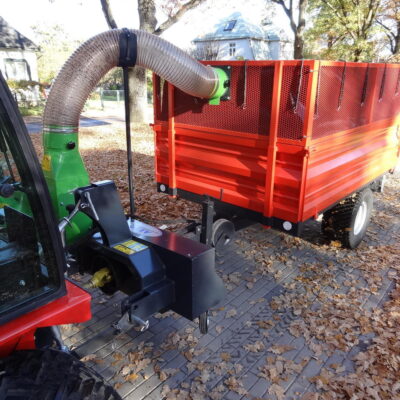 Kallutav traktori haagis