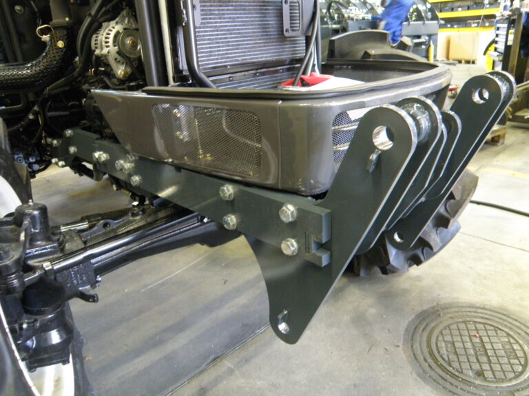 3 punkti kinnitus - LS TRACTOR U-seeria - Image 3