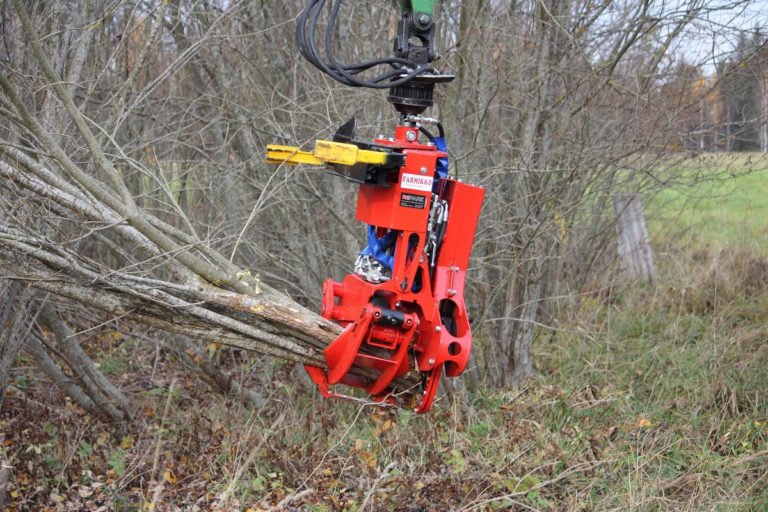 Võsagiljotiin Lõikepea FARMIKKO 221TCE (kogujaga)