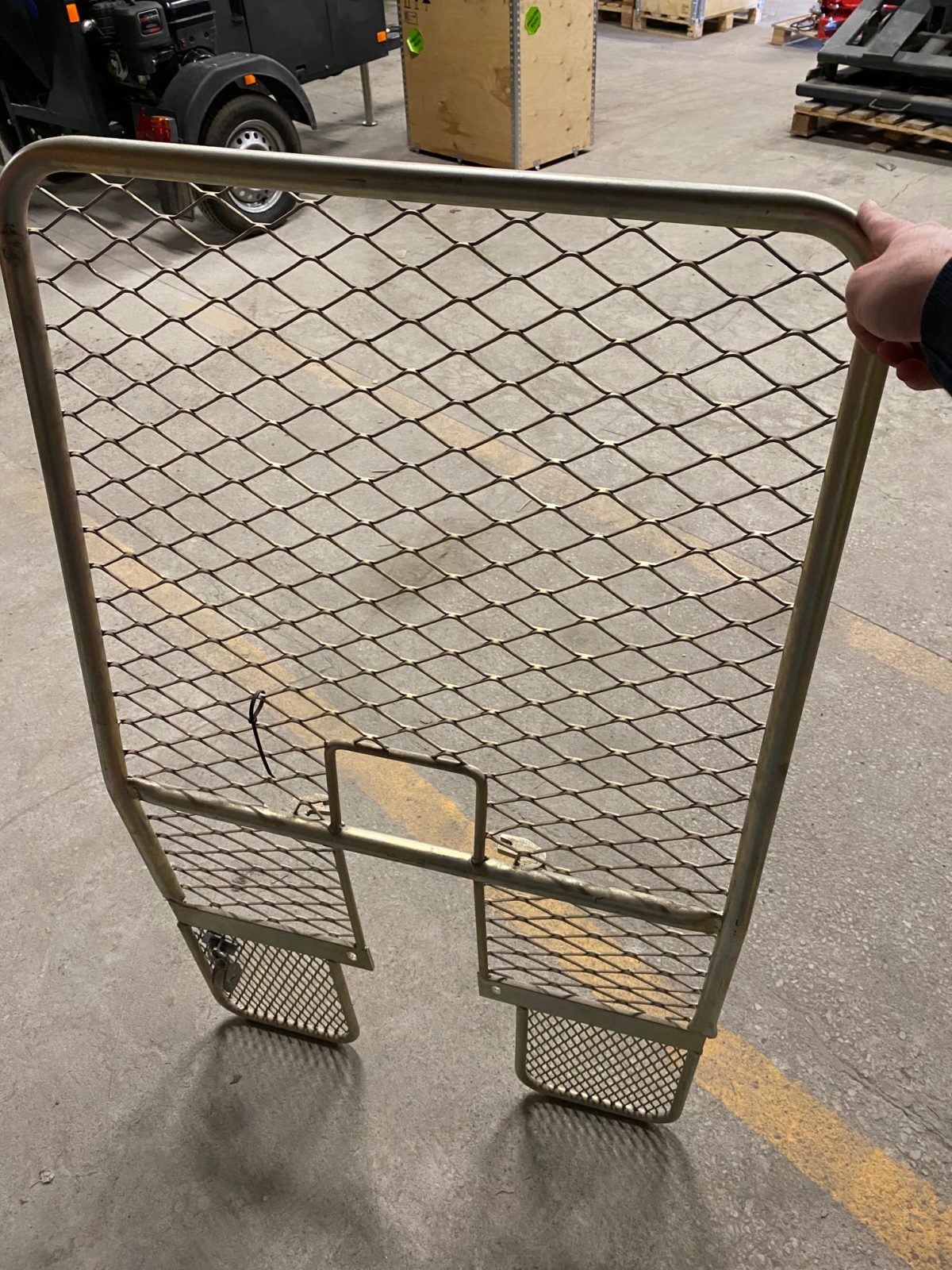 Palgivintsi FARMI JL351 kaitsevõrk 33185100 - Image 1