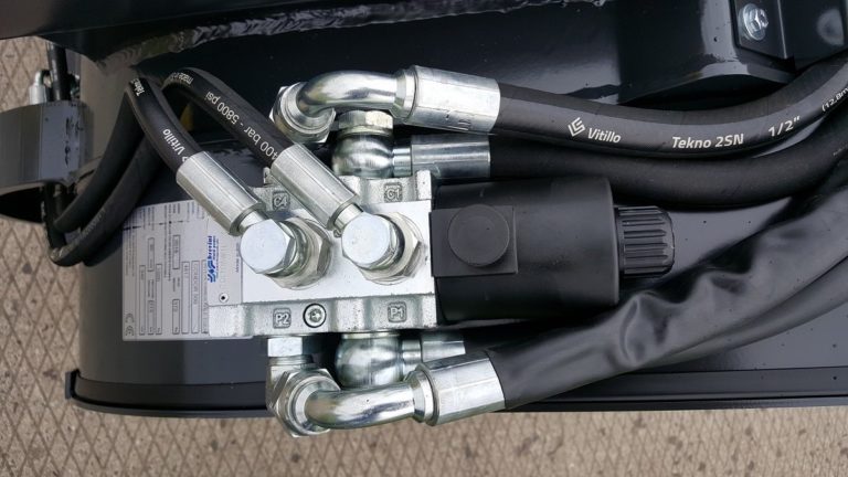 Betoonisegaja kopp U.EMME CONDOR 100 Bobcat´ile - Image 4