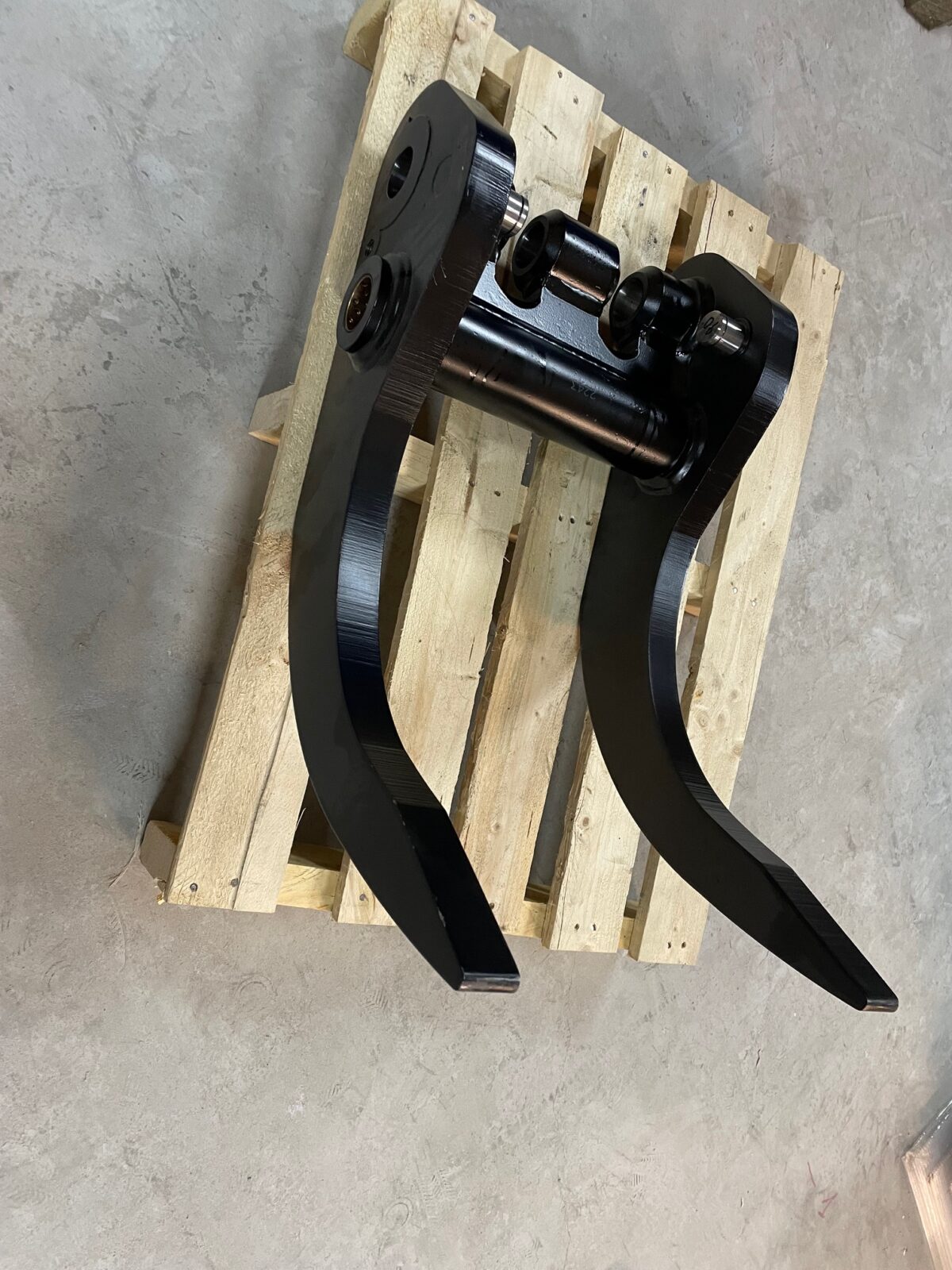 JAK 250  Jaw incl.bearings - Image 1